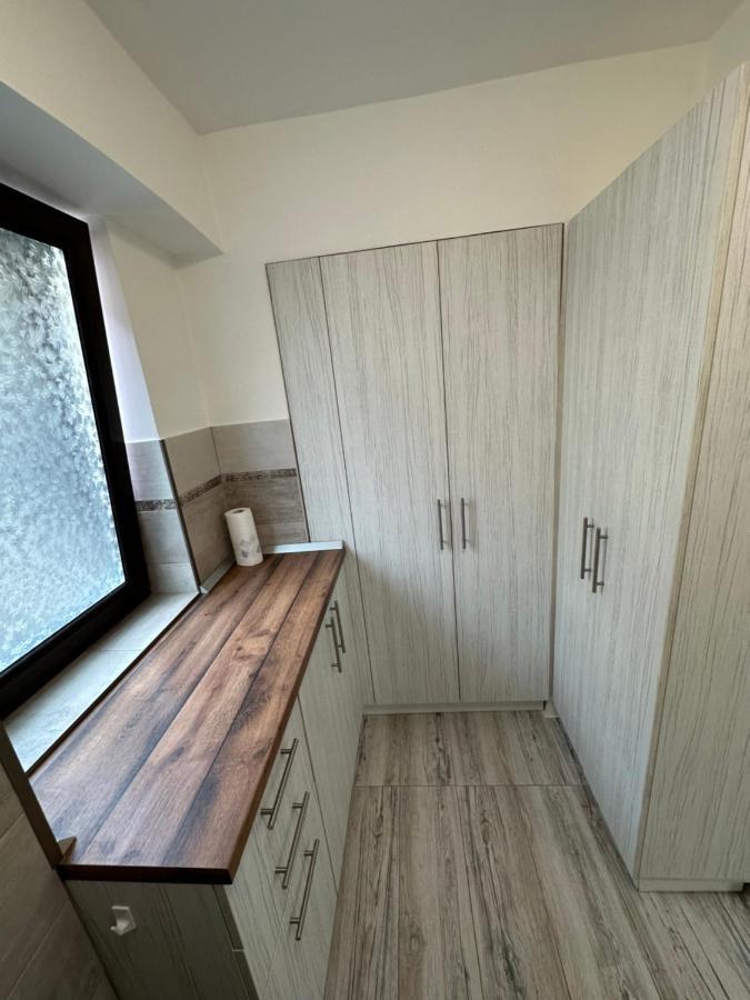 Nema S Apartment Braşov Exteriör bild